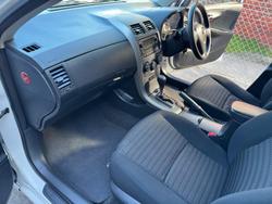 2007 Toyota Corolla Ascent ZRE152R Glacier White
