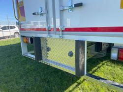 2025 Fuso Fighter 1224 White