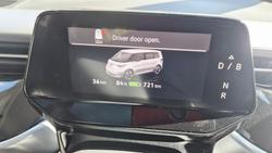 2025 Volkswagen ID. Buzz Pro BEV560