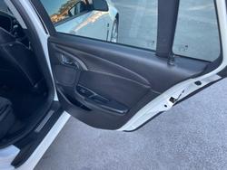 2015 Holden Commodore SV6 VF Series II MY16 Heron White