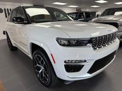 2023 Jeep
Grand Cherokee Summit Reserve 4xe