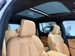 2023 Jeep
Grand Cherokee Summit Reserve 4xe