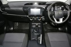 2021 Toyota
Hilux Workmate