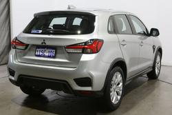 2020 Mitsubishi
ASX ES