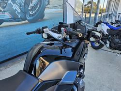 2022 BMW Motorrad R 1250 RT TRIPLE BLACK ROAD TOURING Black