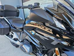 2022 BMW Motorrad R 1250 RT TRIPLE BLACK ROAD TOURING Black