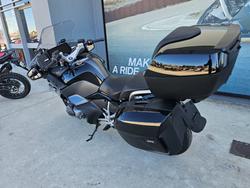 2022 BMW Motorrad R 1250 RT TRIPLE BLACK ROAD TOURING Black