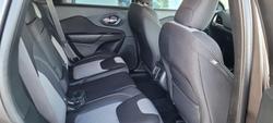 2014 Jeep
                Cherokee Longitude