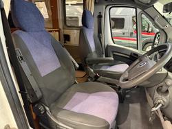 2007 Winnebago Birdsville
