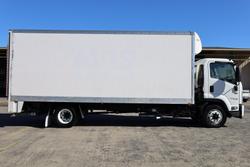 2016 Isuzu Fsr 120-240 10 Pallet Pantech White