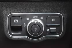 2024 Mercedes-Benz GLB-Class GLB200 X247 Digital White