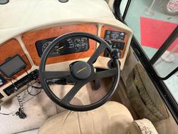 2004 Winnebago Explorer 2584