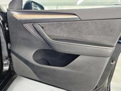 2023 Tesla Model Y Rear-Wheel Drive Black