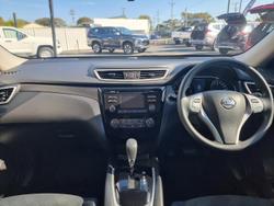 2014 Nissan
X-TRAIL ST