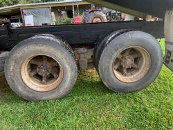 1988 ACCO 1988 2250D Tandem Tipper