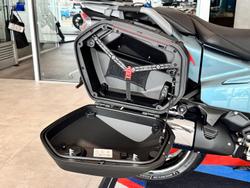2025 BMW Motorrad R 1300 RT Option 719 R 1300 Blue