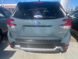 2024 SUBARU FORESTER