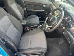 2023 Suzuki
Vitara