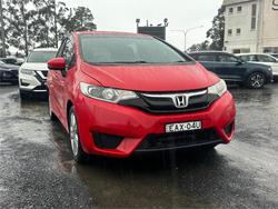 2015 HONDA
                JAZZ VTi