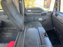 2005 Isuzu Frr 550 WHITE