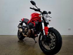 2015 DUCATI MONSTER 821 Red