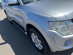 2012 Mitsubishi Pajero GLX-R