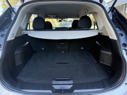 2020 Nissan
                X-TRAIL ST