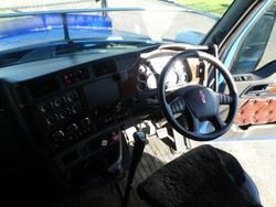 2019 Kenworth T610 Sar BLUE
