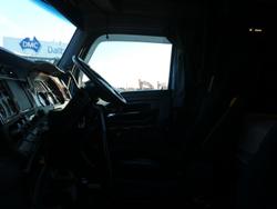 2019 Kenworth T610 Sar BLUE