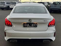 2023 MG MG5 Vibe MY23 Dover White