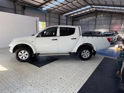 2015 Mitsubishi Triton GLX MN MY15 4X4 Dual Range White