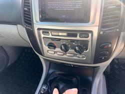 2005 Toyota Landcruiser GXL UZJ100R 4X4 Constant Blue Mica