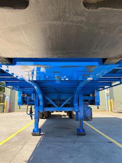2006 Krueger St3 Lead A 12 Pallet Drop Deck Mezzanine