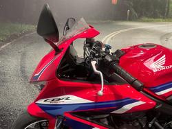 2024 Honda CBR650R Red