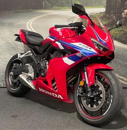 2024 Honda CBR650R Red