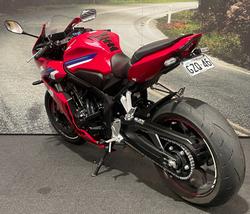 2024 Honda CBR650R Red