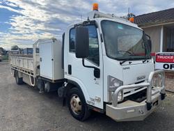 Isuzu NPR 400