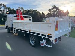 2012 Isuzu Npr 400 WHITE