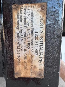 2012 Isuzu Npr 400 WHITE