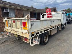 2012 Isuzu Npr 400 WHITE