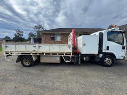 2012 Isuzu Npr 400 WHITE
