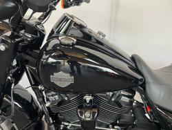 2025 Harley-davidson FLHRXS ROAD KING SPECIAL Vivid Black