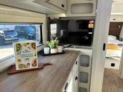 2025 JB Caravans Scorpion Sting Air 23'6 Rear Club