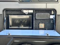 2025 JB Caravans 23'6 Scorpion Sting Air Rear Club