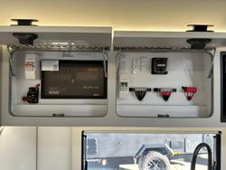 2025 JB Caravans 23'6 Scorpion Sting Air Rear Club