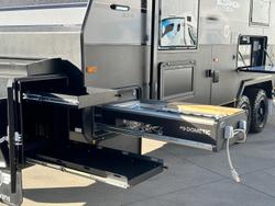 2025 JB Caravans Scorpion Sting Air 23'6 Rear Club