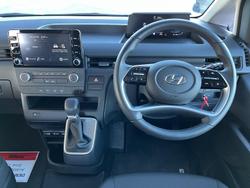 2023 Hyundai STARIA LOAD