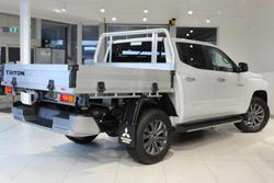 2025 Mitsubishi Triton GLS