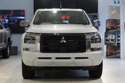 2025 Mitsubishi Triton GLS