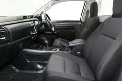 2022 Toyota
Hilux Workmate